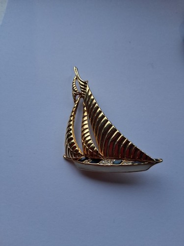 Vintage new cabouchon - vintage, pin